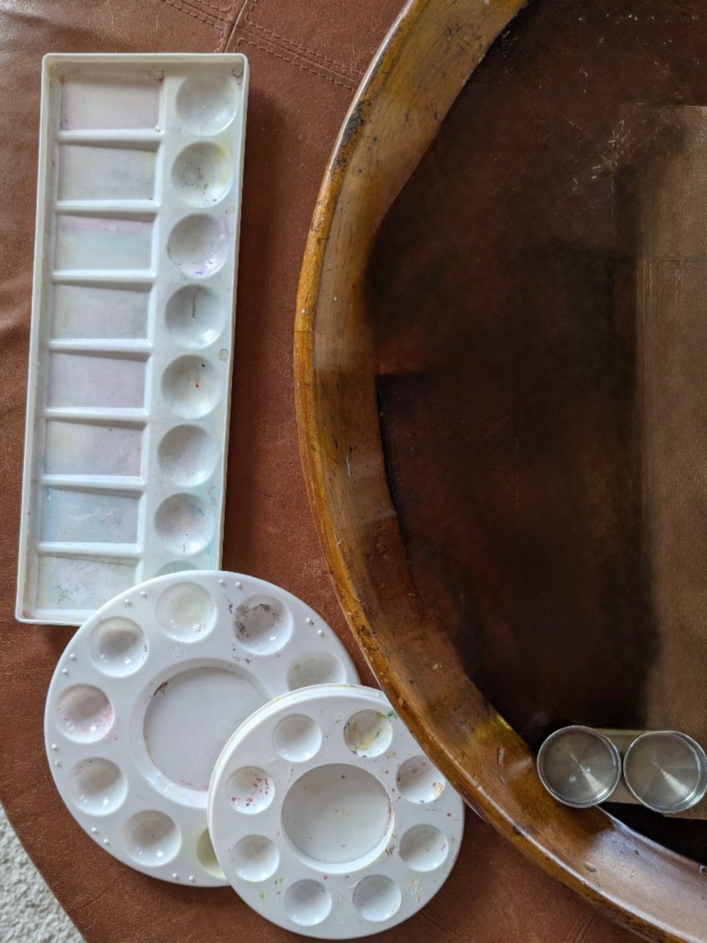 Painting supplies-70+ oil, acrylic, watercolor brushes, plus pallets etc. - Picture 4 of 4